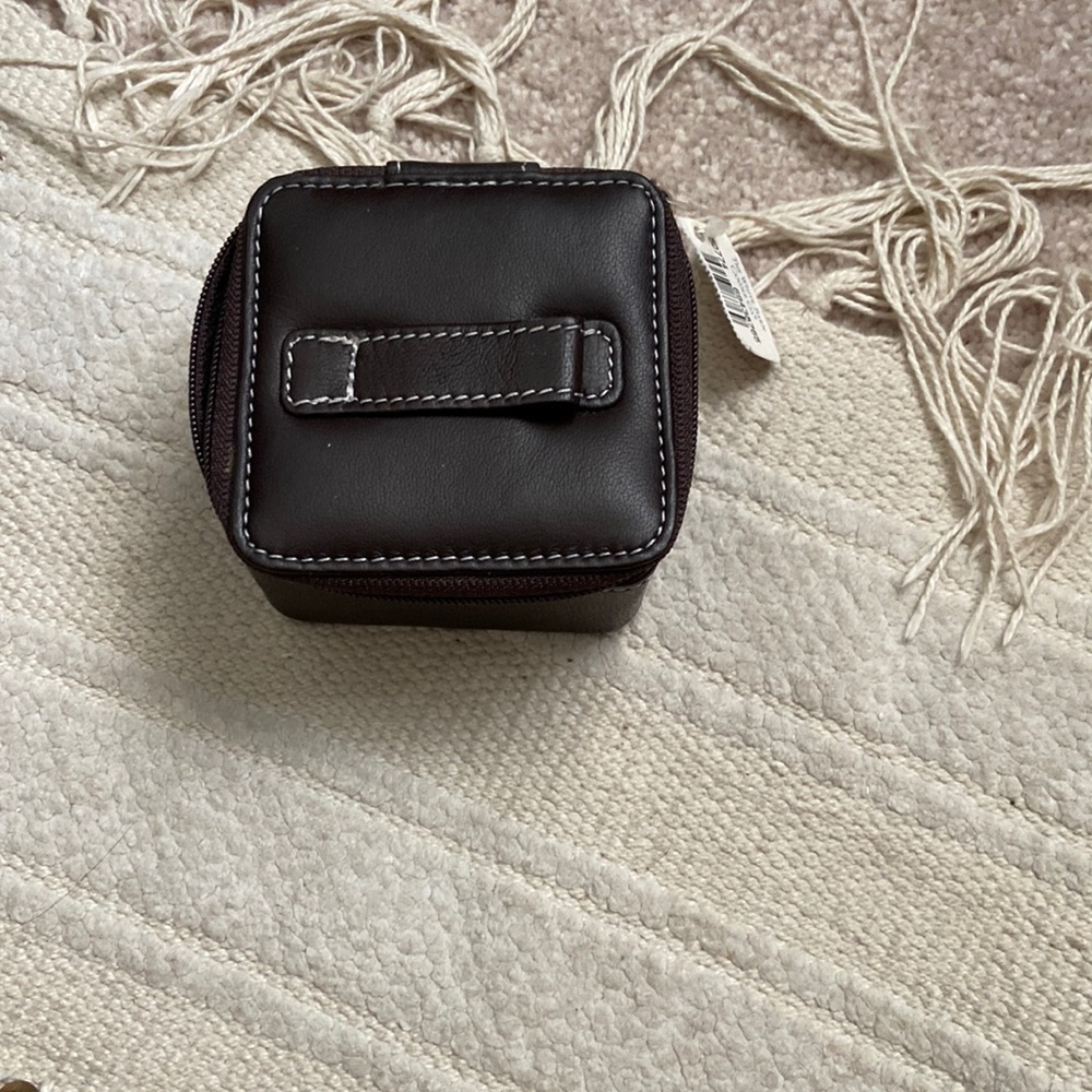 Travel candle container